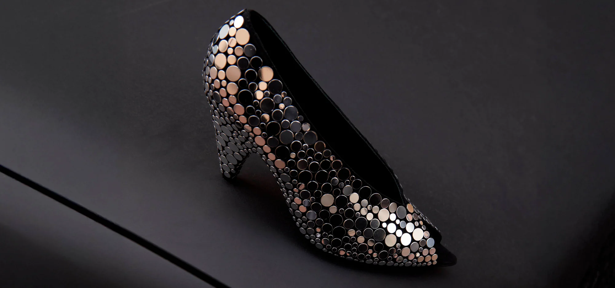 Timeless Elegance, Italian Artistry